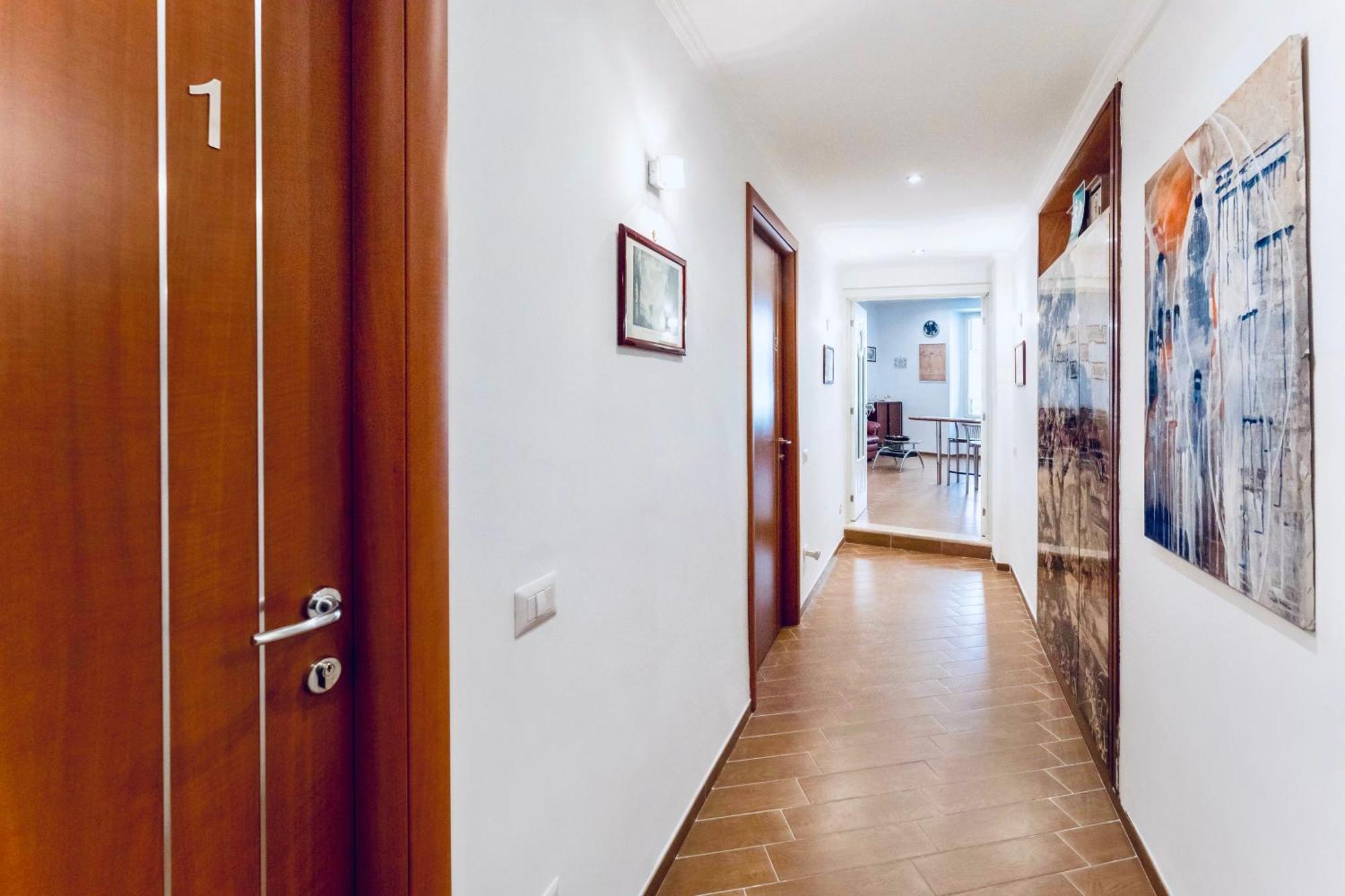 Miclad Colosseum Guest House Róma Kültér fotó
