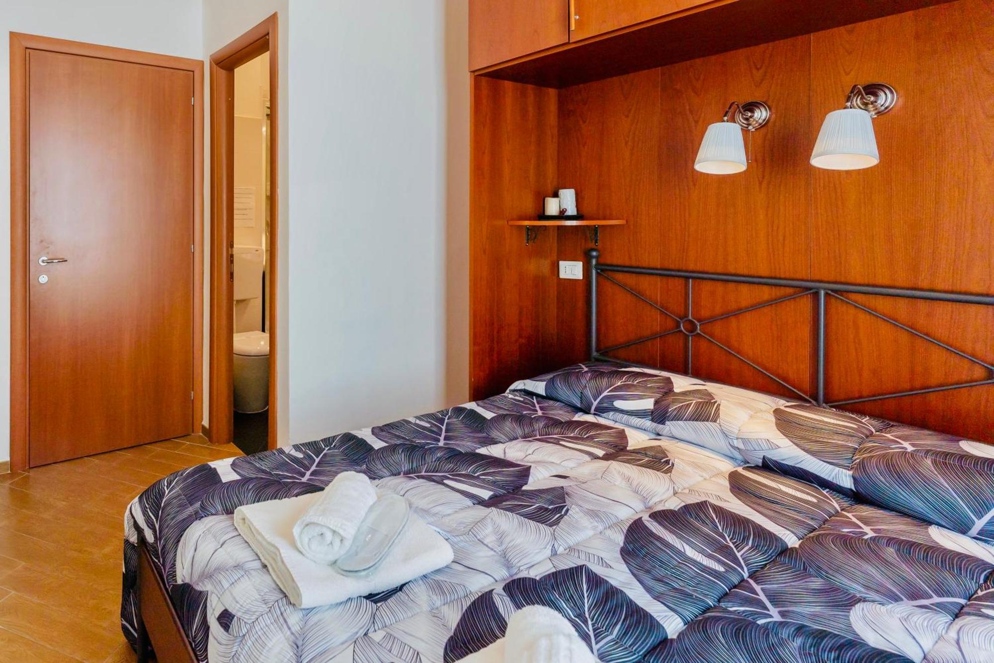 Miclad Colosseum Guest House Róma Kültér fotó