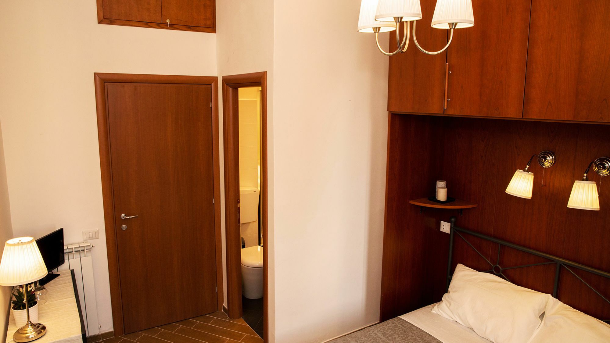 Miclad Colosseum Guest House Róma Kültér fotó